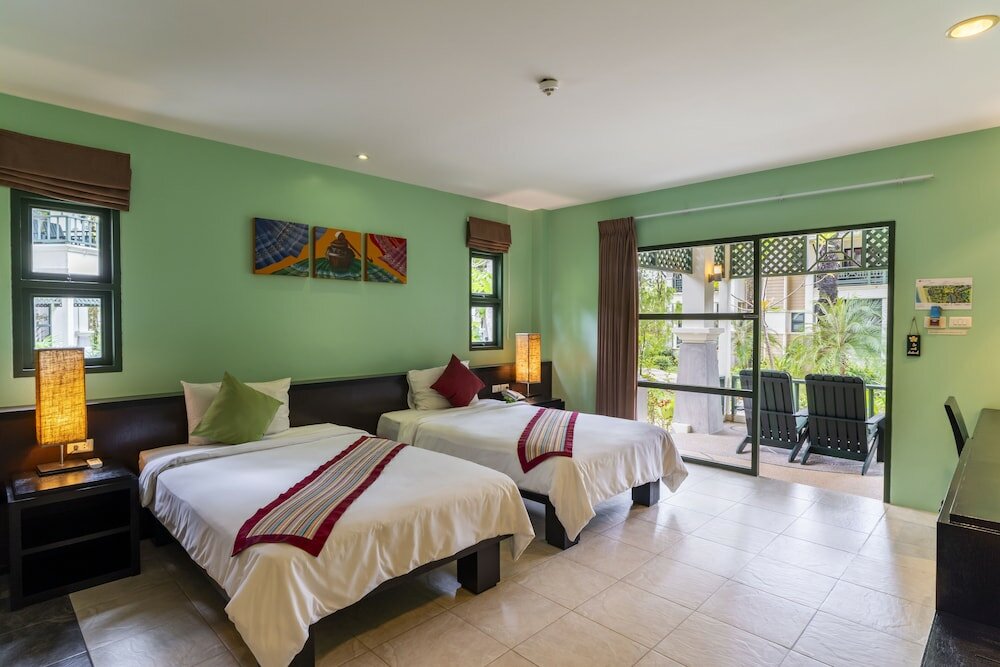 Фото Baan Khaolak Beach Resort