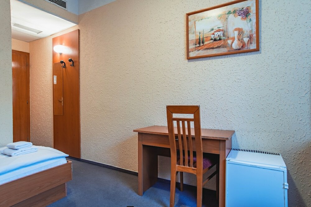 Фото Homoky Hotels Bestline Hotel