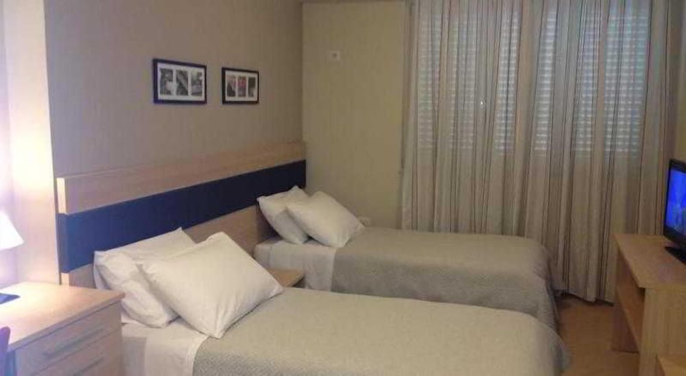 Фото Center Rooms Oresti