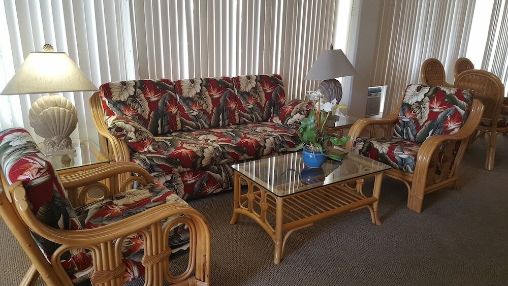 Фото Ilikai Hotel by Hello Relaxation