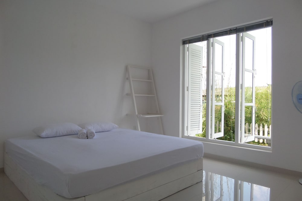 Фото White Villa Ambalangoda