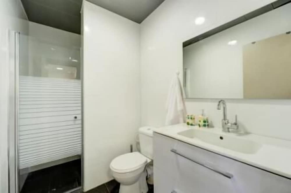 Фото Dizengoff Inn