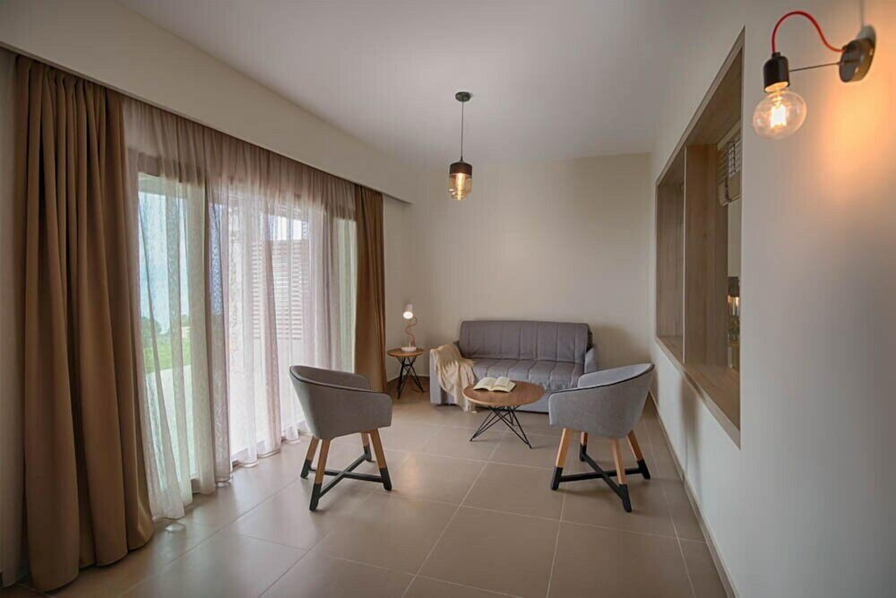 Фото Elimnion Resort