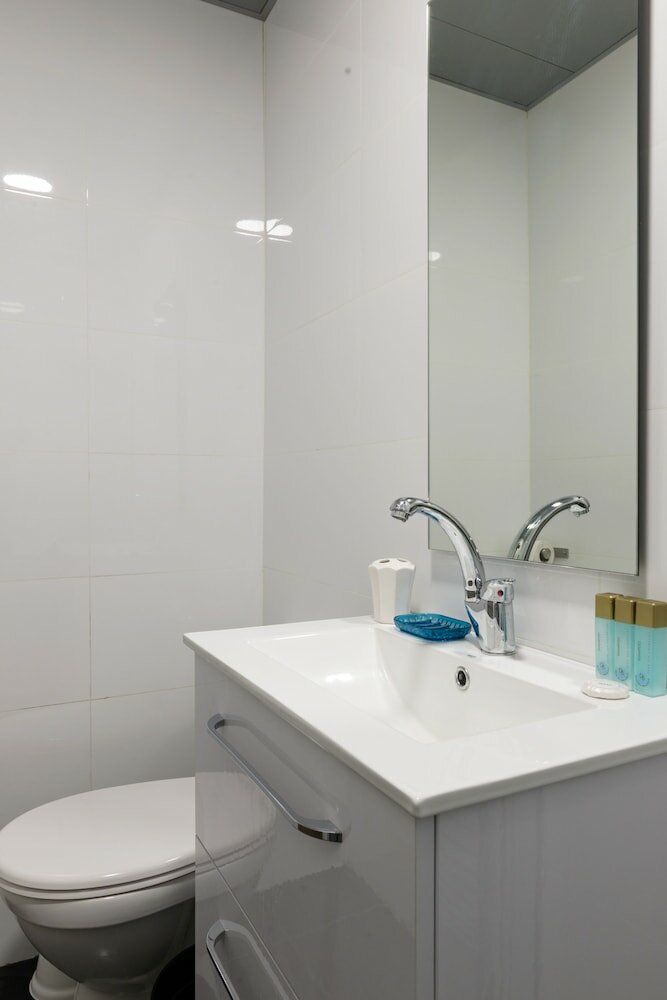 Фото Dizengoff Inn