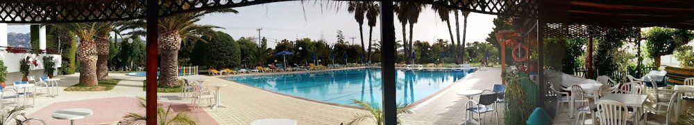 Фото Nina Beach Hotel