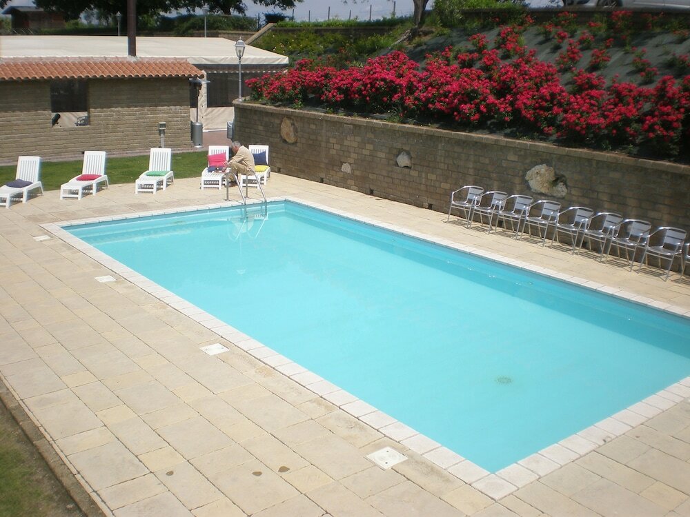 Фото Agriturismo Colle delle Querce