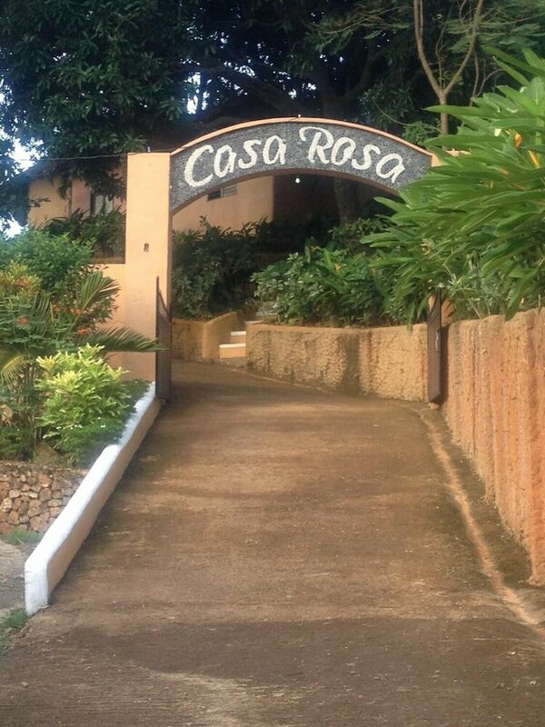Гостиница Casa Rosa Taytay