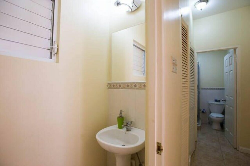 Фото New Kingston Apartments at Kensington