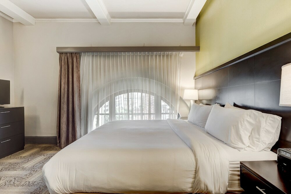 Фото Staybridge Suites Baltimore - Inner Harbor, an Ihg Hotel