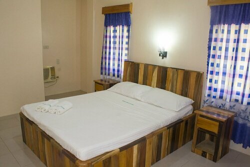 Гостиница Melrose Beach Resort