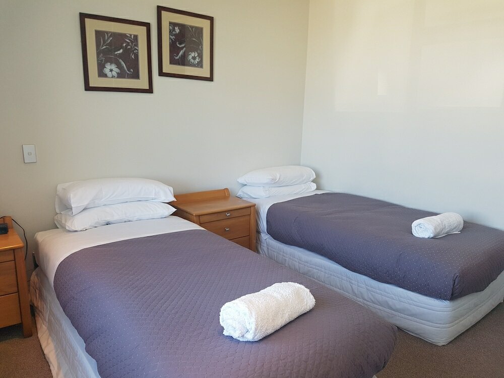 Фото Waimahana Apartment 8