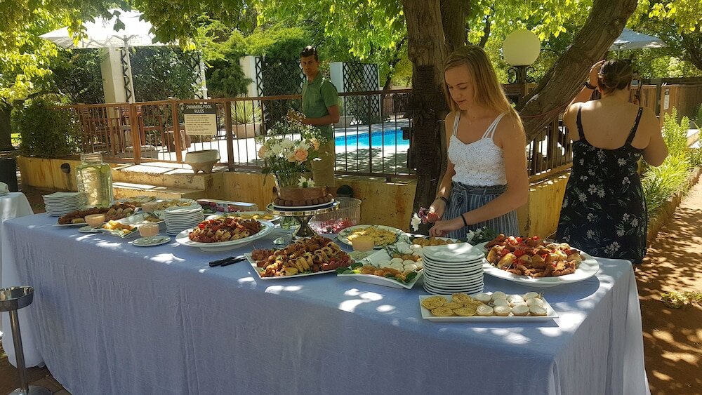 Фото Celtis Country Lodge and Restaurant