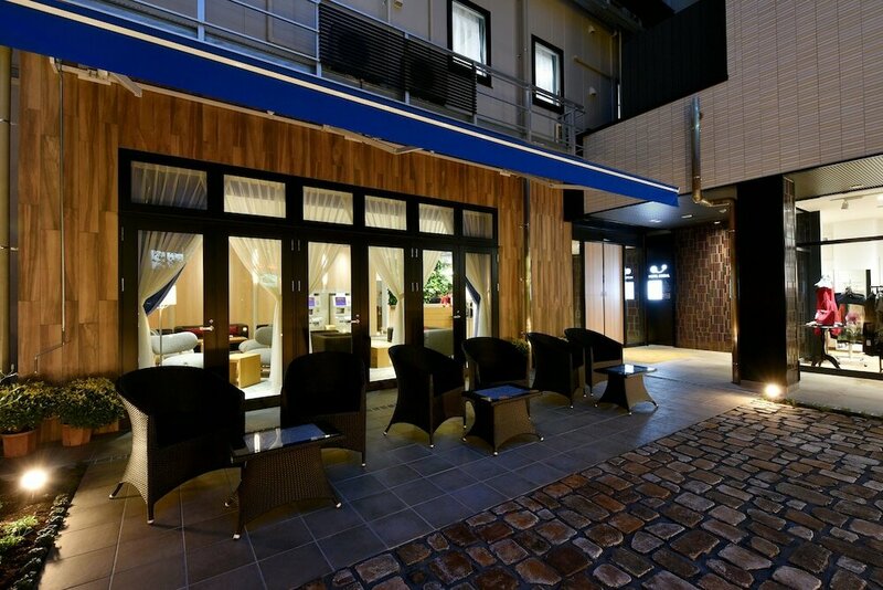 Гостиница Hotel Sobial Osaka в Осаке