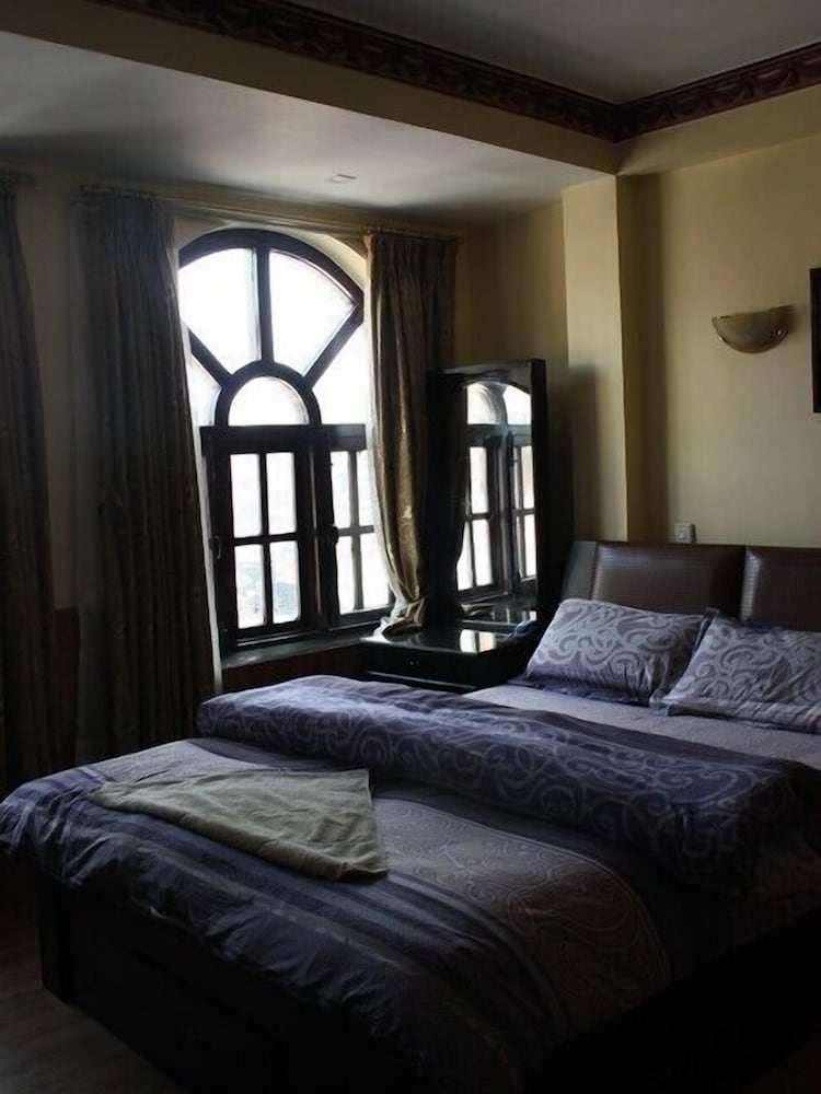 Фото Thamel Apartments Hotel