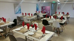 Гостиница Peninsula International Hotel