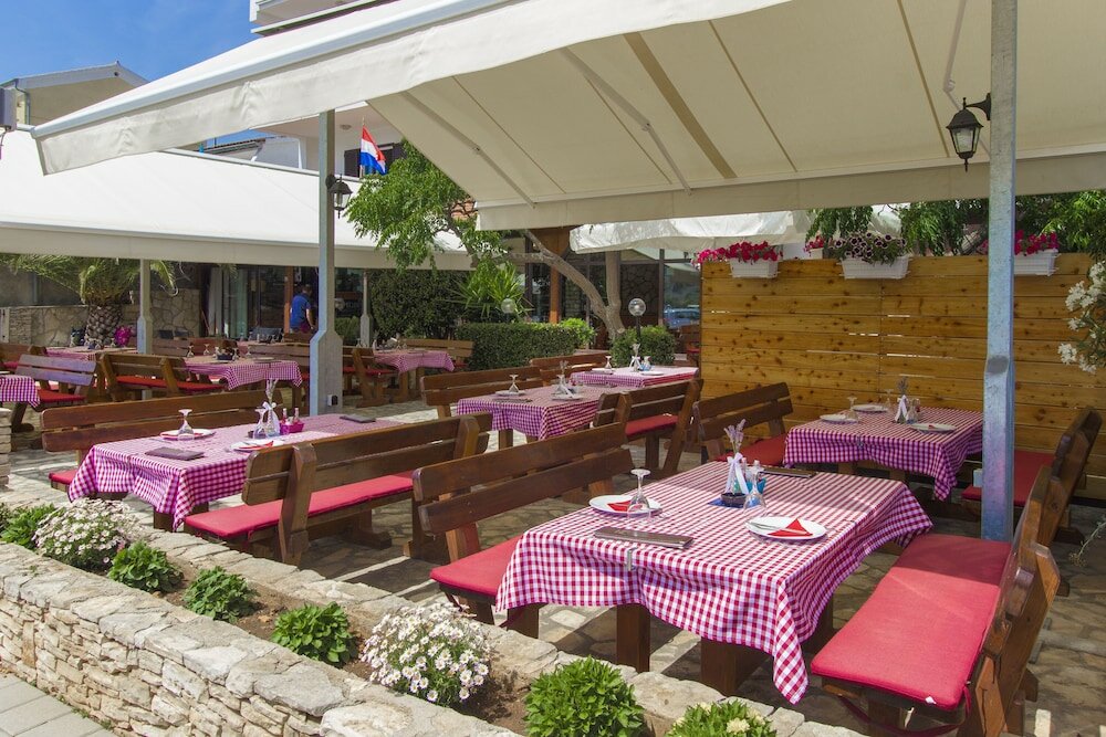 Фото Hotel Plava Laguna