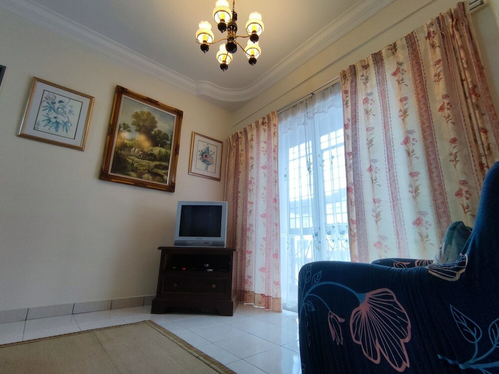 Фото Kpw at Royal Lily Apartment