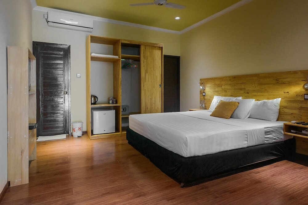 Фото Narnia Maldives Hotel at Maafushi