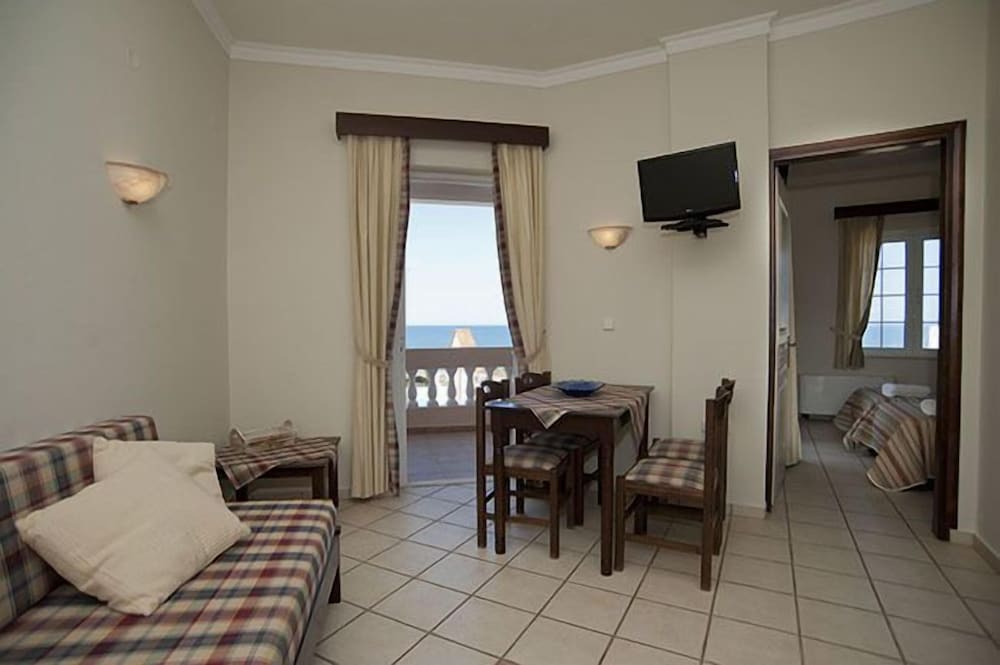 Фото Caretta Beach