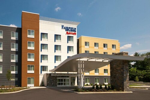 Гостиница Fairfield Inn & Suites Lancaster East at The Outlets