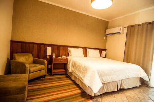 Гостиница Hotel Ot в Трес-Лагоасе