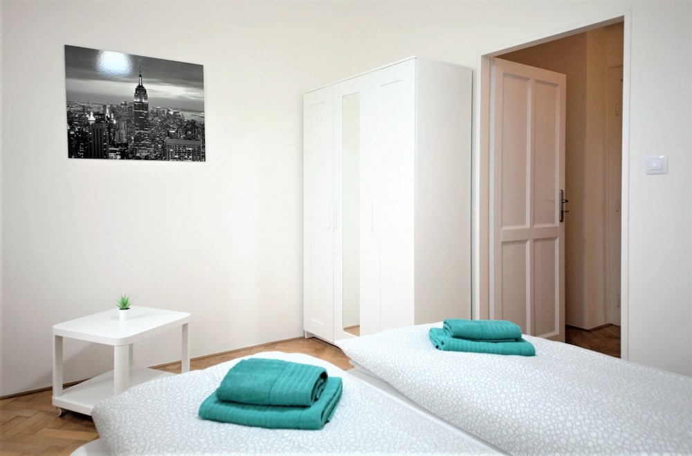 Фото Angel City Apartments