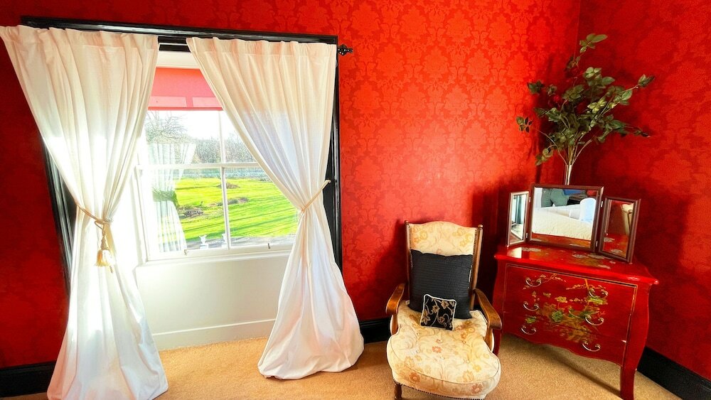 Фото Kirkhill Estate Rooms