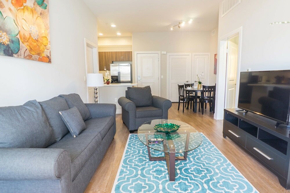 Фото Glendon Apartments