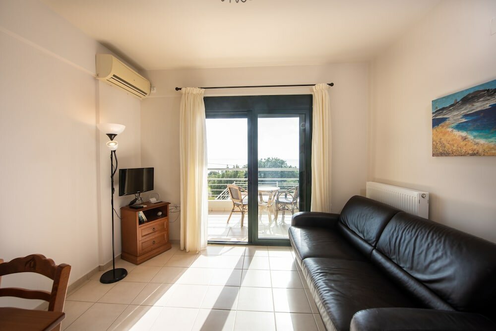 Фото Portela Apartments Kampoula