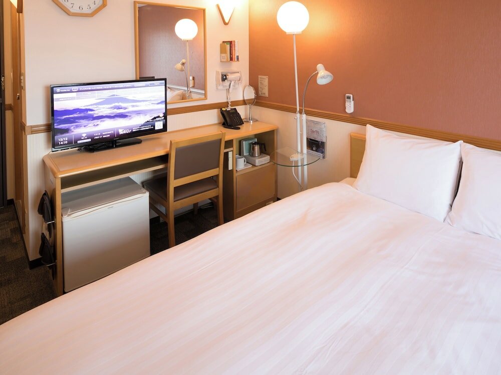 Фото Toyoko Inn Sakudaira Station Asama