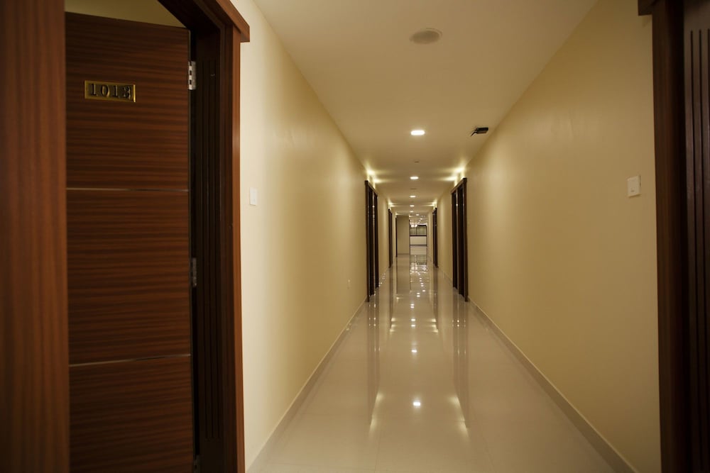 Фото Hotel Mahalakshmi Residency