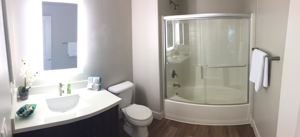 Фото Glendon Apartments