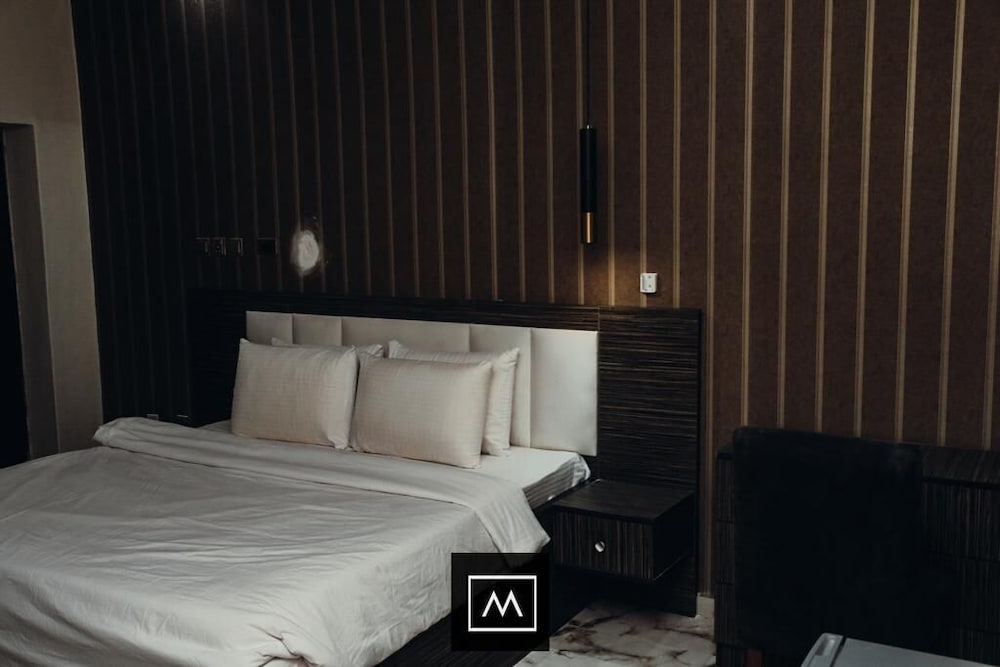 Фото Mo-House Hotels and Apartments