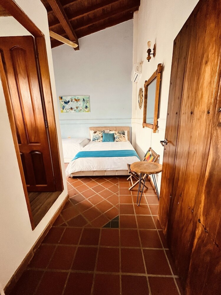 Фото Hotel Casa Isabelita