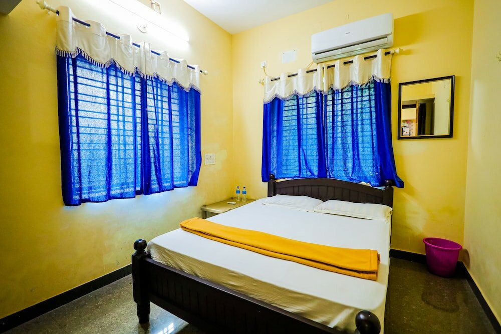 Фото The Rock Resort