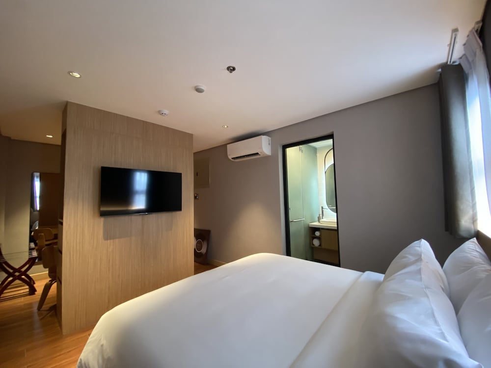 Фото Moonstar Cebu Hotel