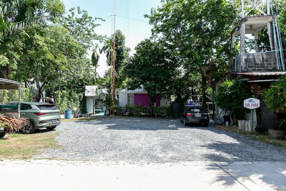 Фото Deeden Pattaya Resort