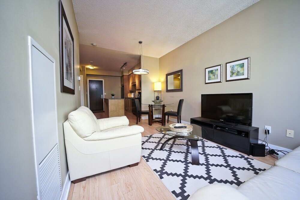 Фото RivetStays - The Infinity