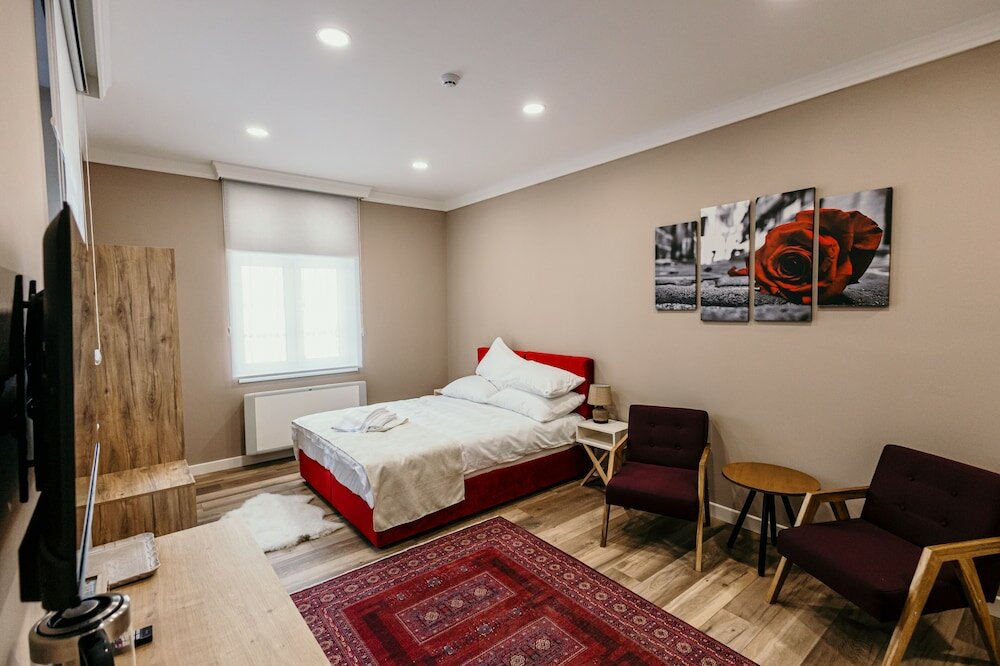 Фото Pansion Fawlty Towers