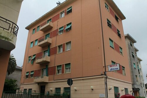 Гостиница Hotel Serena в Варацце