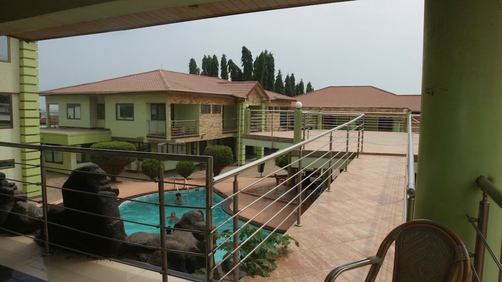 Фото Crown Liberty