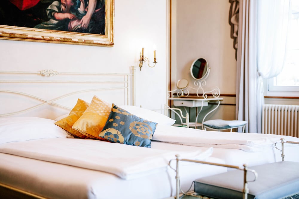 Фото Murtenhof & Krone