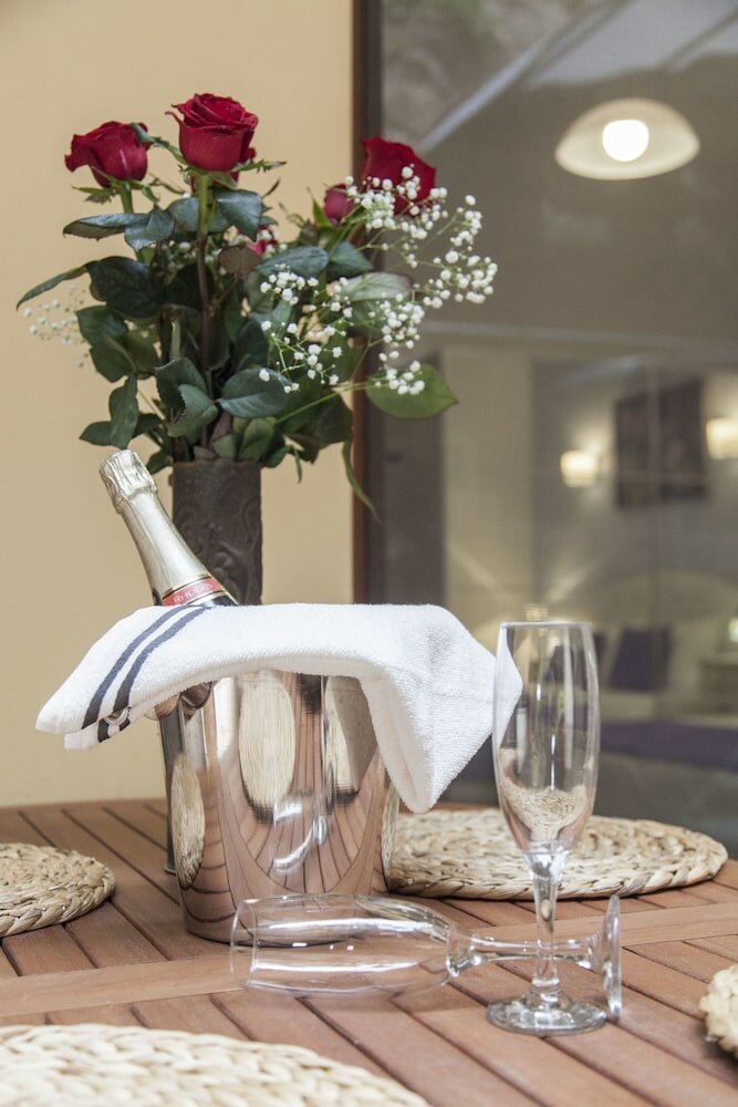 Фото Kasteli Suites