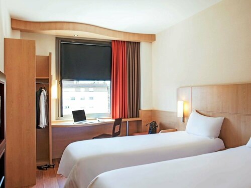 Гостиница Ibis Barcelona Mollet