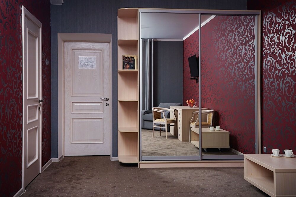 Фото Губернская