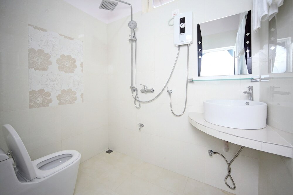 Фото Rasdhoo Coralville Hotel