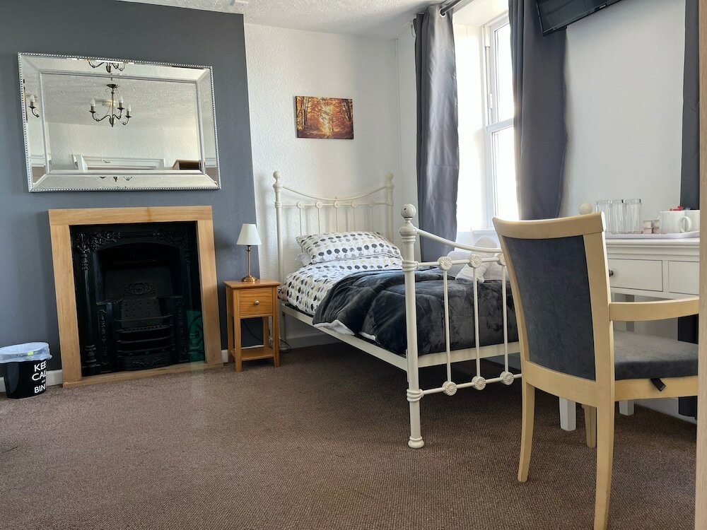 Фото St George's Guesthouse