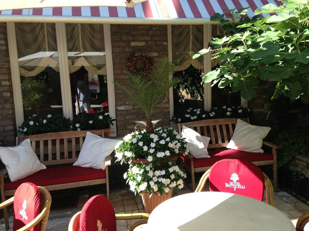 Фото Hotel Botticelli