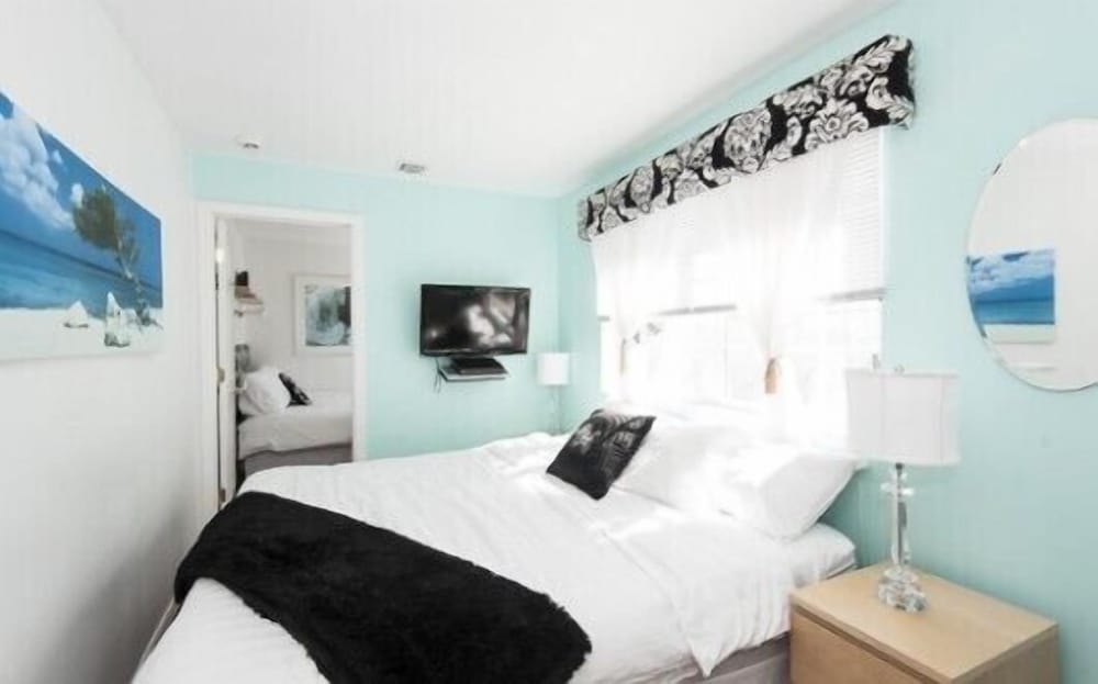 Фото The Palms Hotel Fire Island