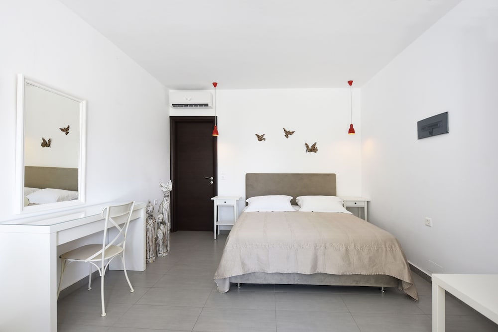 Фото Tsakanos Home